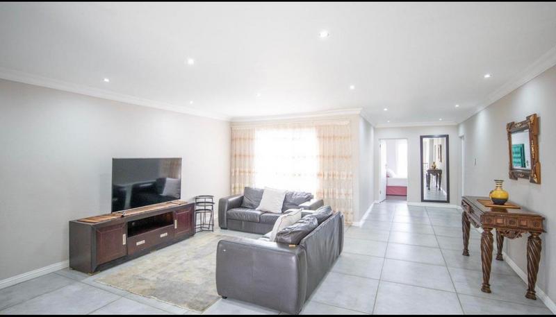 5 Bedroom Property for Sale in Hesteapark Gauteng