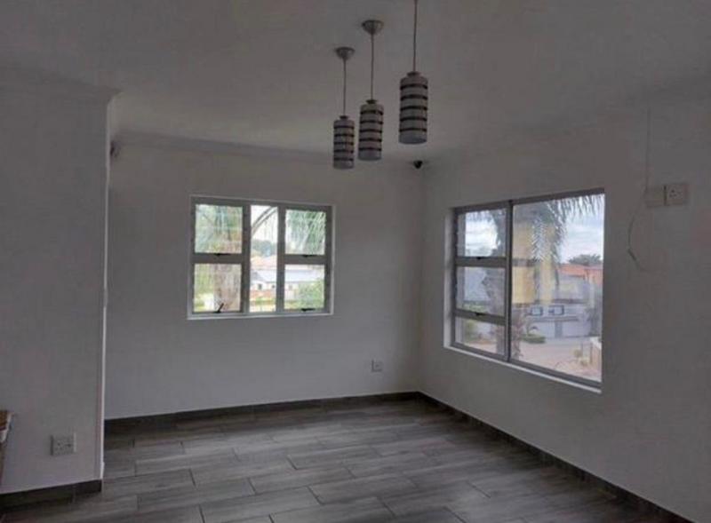 4 Bedroom Property for Sale in Ninapark Gauteng