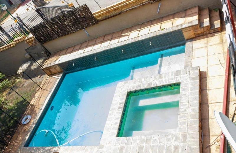 4 Bedroom Property for Sale in Ninapark Gauteng