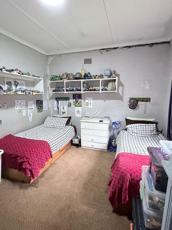 3 Bedroom Property for Sale in New Redruth Gauteng