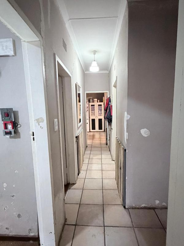 3 Bedroom Property for Sale in New Redruth Gauteng