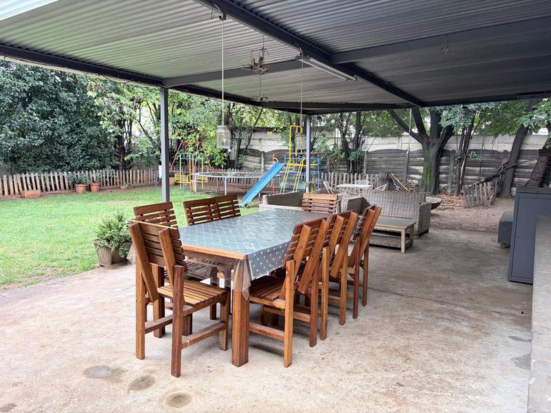 3 Bedroom Property for Sale in New Redruth Gauteng