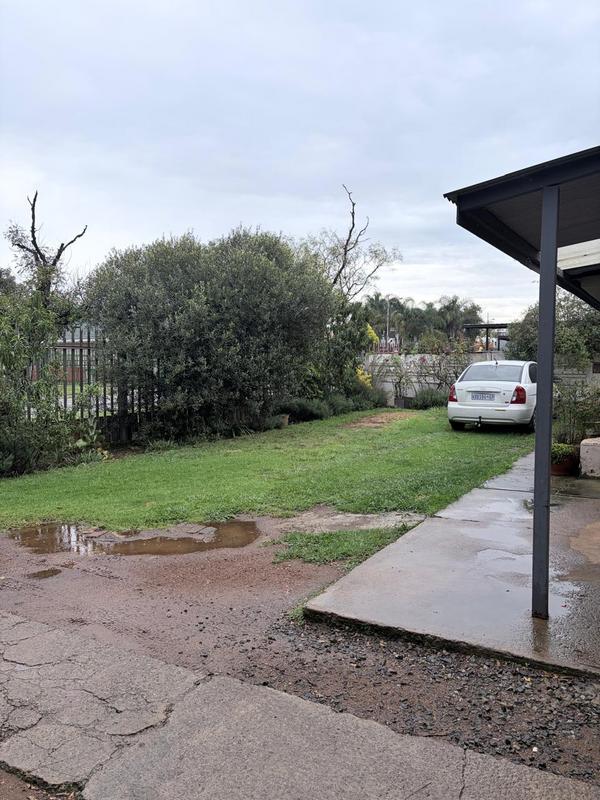 3 Bedroom Property for Sale in New Redruth Gauteng