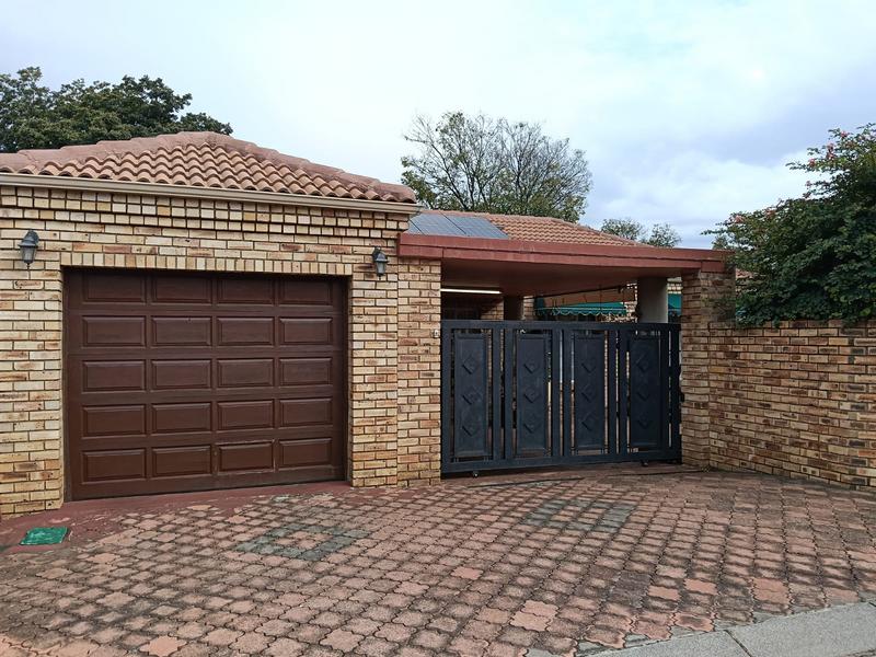 2 Bedroom Property for Sale in Albemarle Ext 2 Gauteng