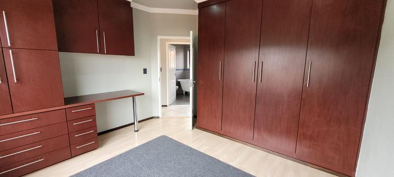 2 Bedroom Property for Sale in Glenvista Gauteng
