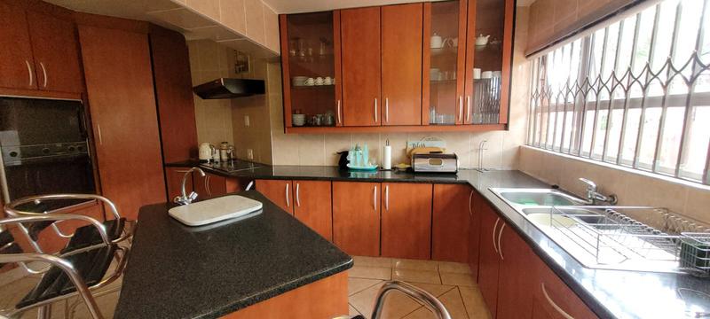 3 Bedroom Property for Sale in Glenvista Gauteng