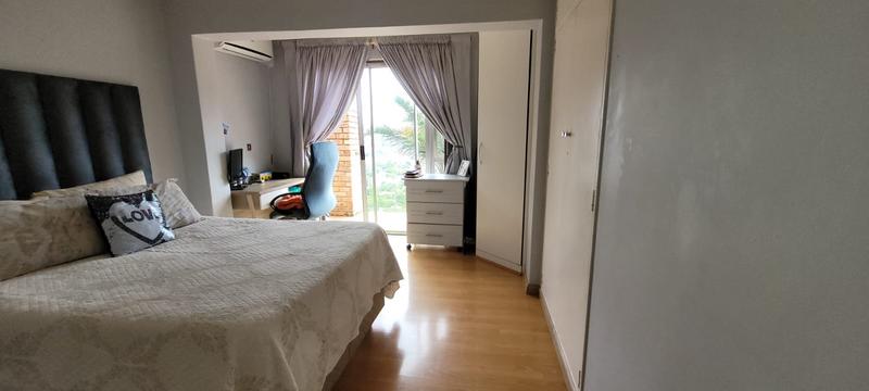 3 Bedroom Property for Sale in Glenvista Gauteng