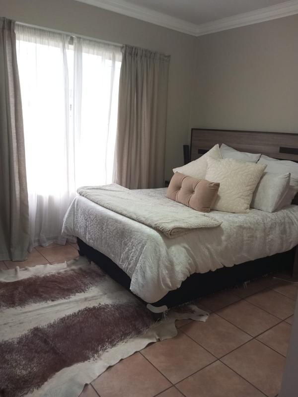 2 Bedroom Property for Sale in Petersfield Gauteng