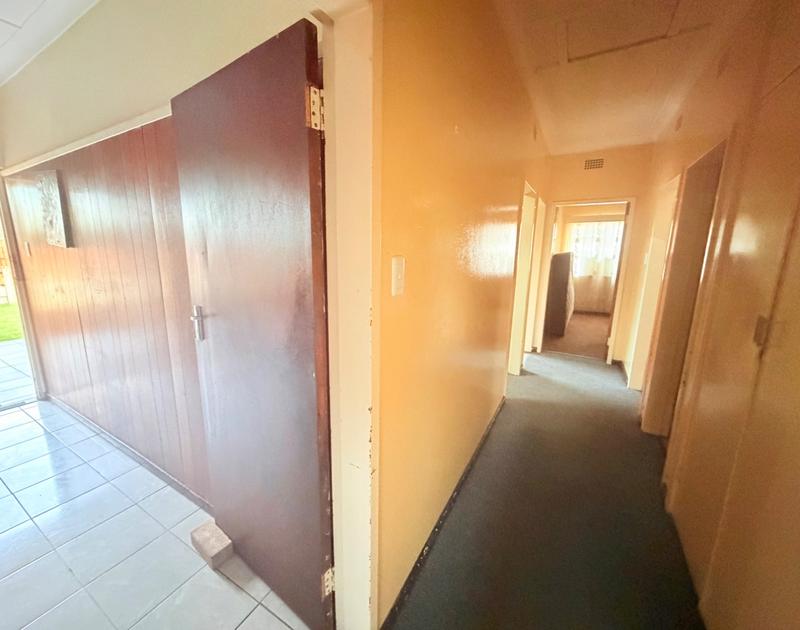 3 Bedroom Property for Sale in Vanderbijlpark CE 2 Gauteng