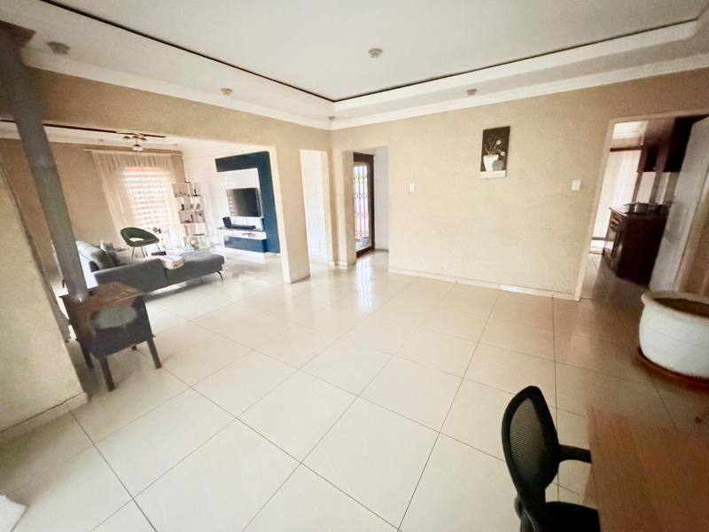 3 Bedroom Property for Sale in Vanderbijlpark CW 5 Gauteng