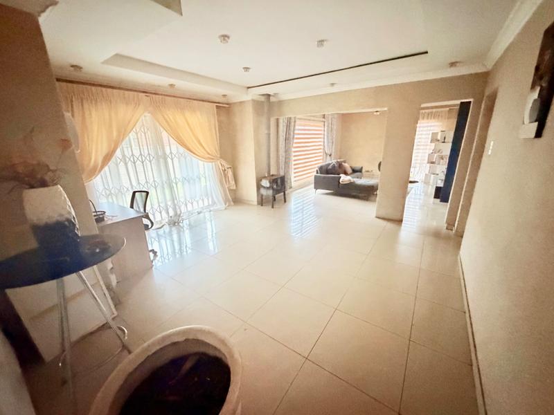 3 Bedroom Property for Sale in Vanderbijlpark CW 5 Gauteng