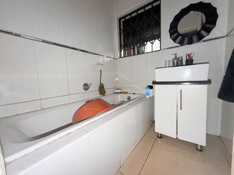 3 Bedroom Property for Sale in Vanderbijlpark CW 5 Gauteng
