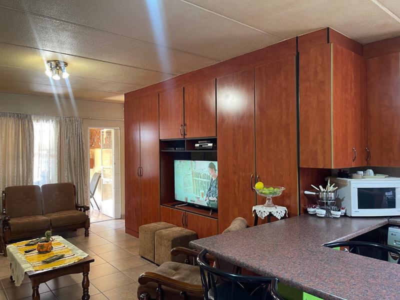 2 Bedroom Property for Sale in Vanderbijlpark SE Gauteng