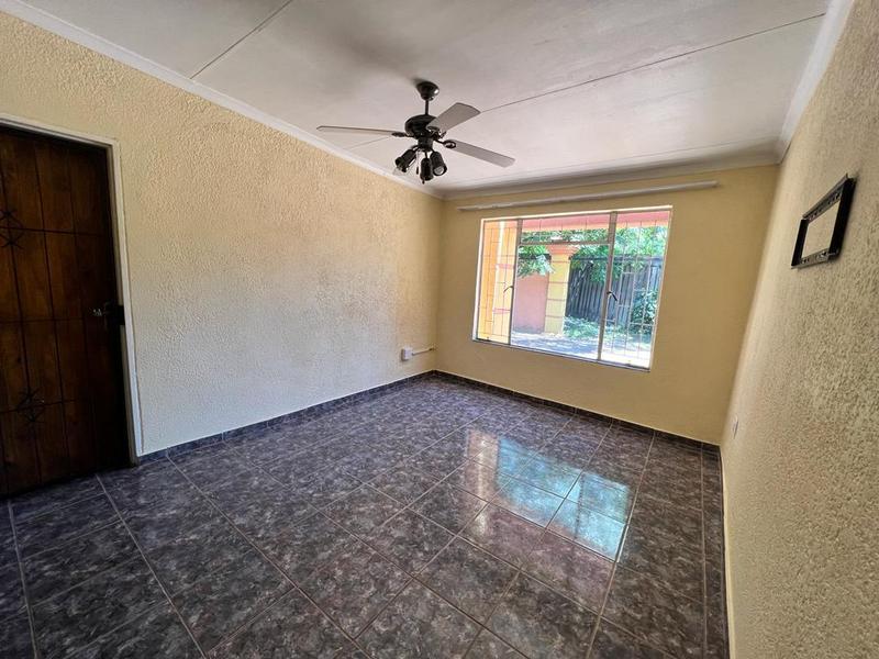 To Let 2 Bedroom Property for Rent in Brenthurst Gauteng