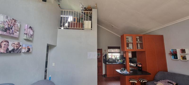 3 Bedroom Property for Sale in Heuwelsig Estate Gauteng
