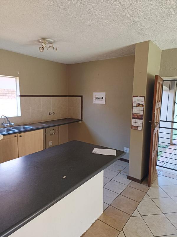 2 Bedroom Property for Sale in Mooikloof Ridge Gauteng