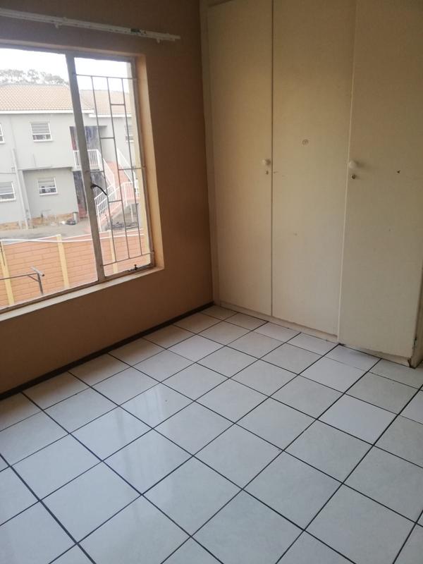 To Let 2 Bedroom Property for Rent in Groblerpark Gauteng