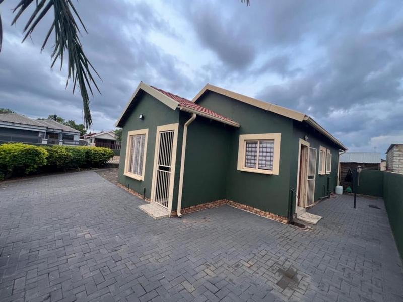 3 Bedroom Property for Sale in Soshanguve East Gauteng
