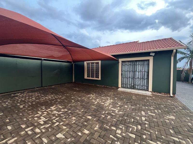 3 Bedroom Property for Sale in Soshanguve East Gauteng