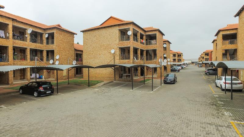 1 Bedroom Property for Sale in Klippoortje Gauteng