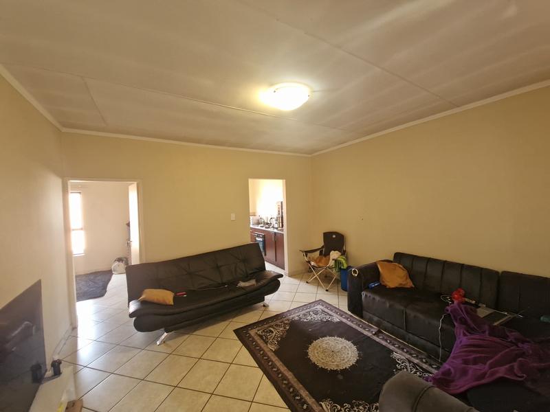 1 Bedroom Property for Sale in Klippoortje Gauteng