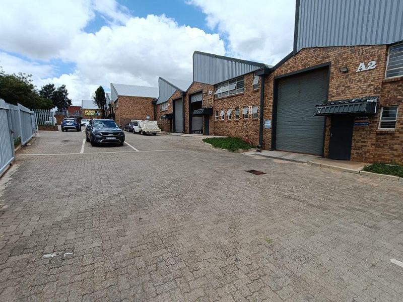 To Let Commercial Property for Rent in Robertville Gauteng