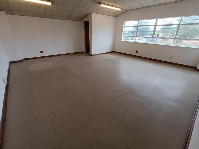 To Let Commercial Property for Rent in Robertville Gauteng