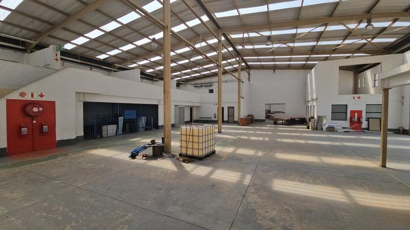 To Let Commercial Property for Rent in Randjespark Gauteng