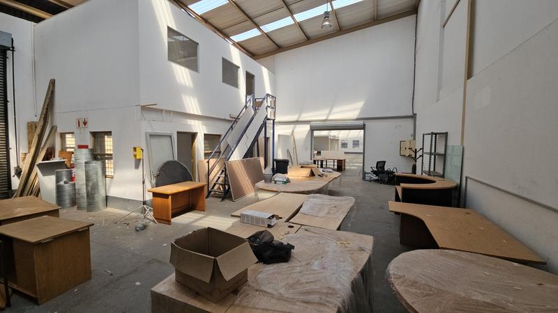 To Let Commercial Property for Rent in Randjespark Gauteng