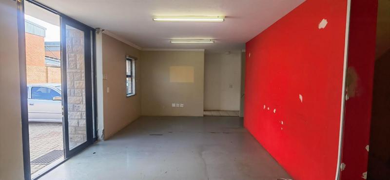 To Let Commercial Property for Rent in N4 Gateway Industrial Park Gauteng