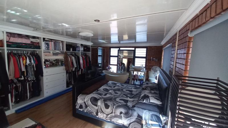 3 Bedroom Property for Sale in Philip Nel Park Gauteng