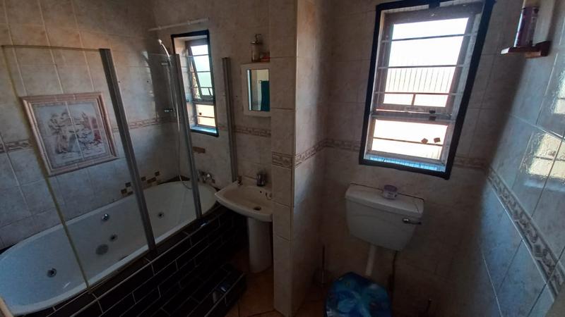 3 Bedroom Property for Sale in Philip Nel Park Gauteng