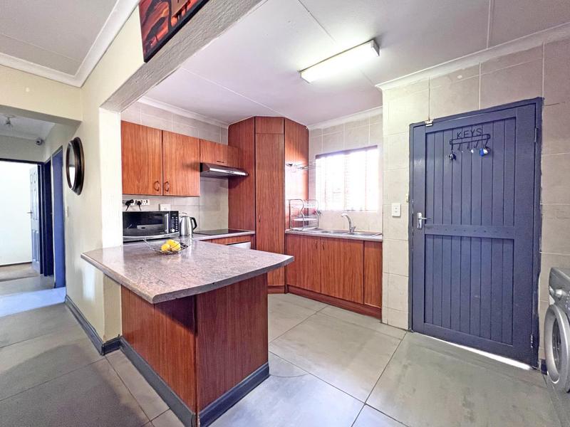 3 Bedroom Property for Sale in Wilgeheuwel Gauteng
