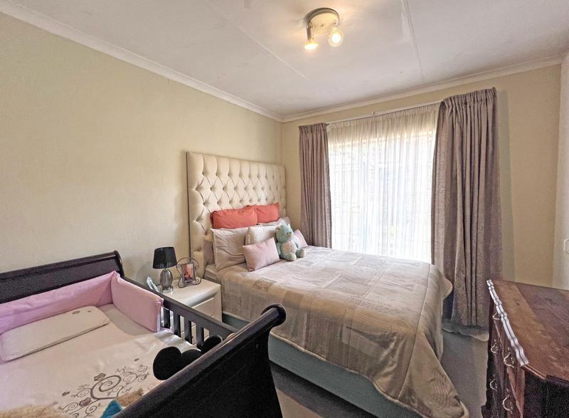 3 Bedroom Property for Sale in Wilgeheuwel Gauteng