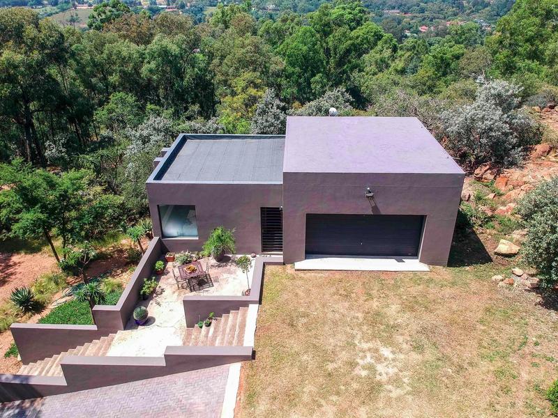 5 Bedroom Property for Sale in Ruimsig Gauteng