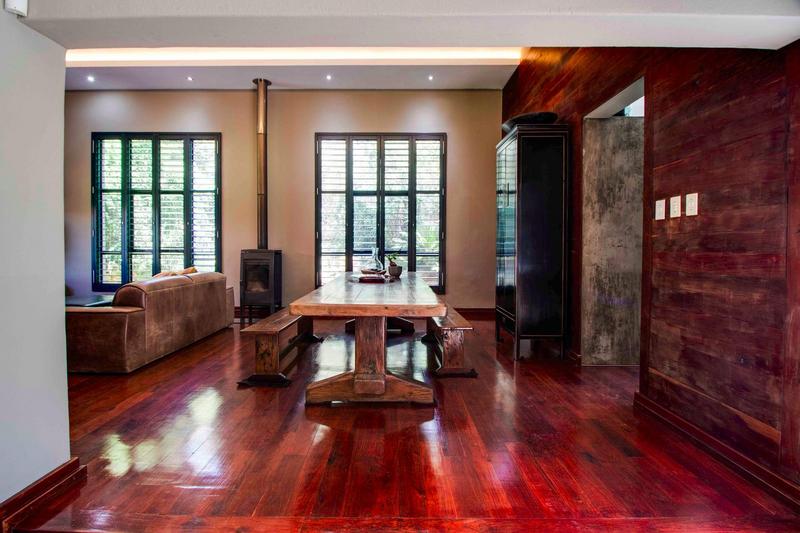 5 Bedroom Property for Sale in Zonnehoewe A H Gauteng