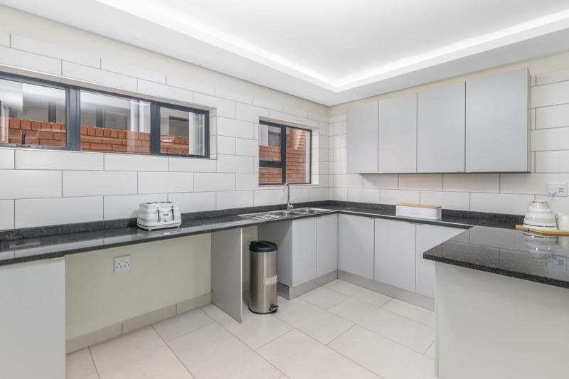 To Let 3 Bedroom Property for Rent in Bedford Gardens Gauteng