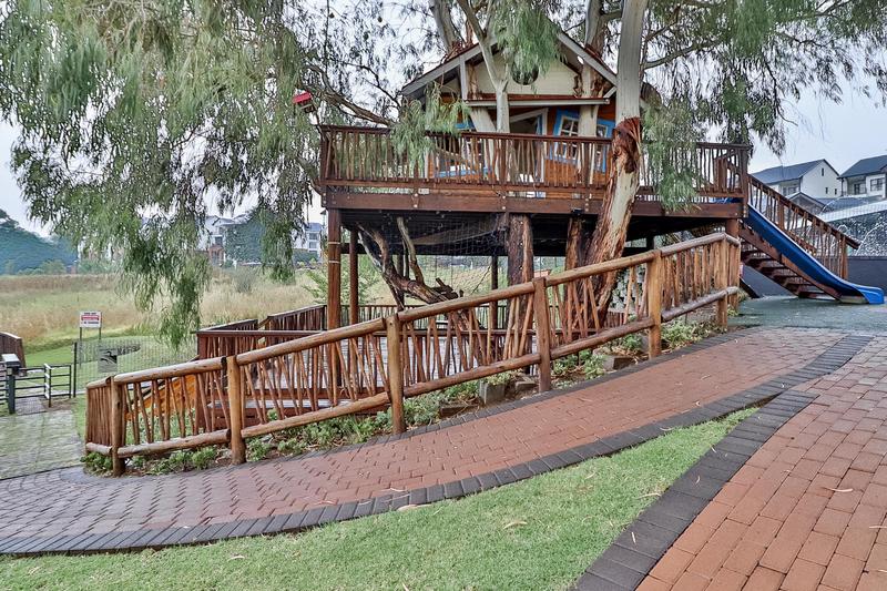 To Let 2 Bedroom Property for Rent in Modderfontein Gauteng