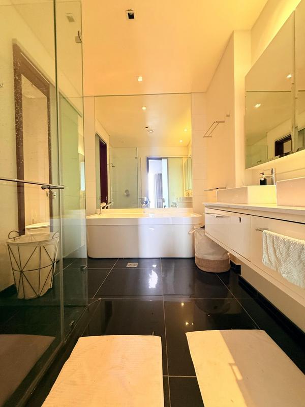 1 Bedroom Property for Sale in Sandton Central Gauteng