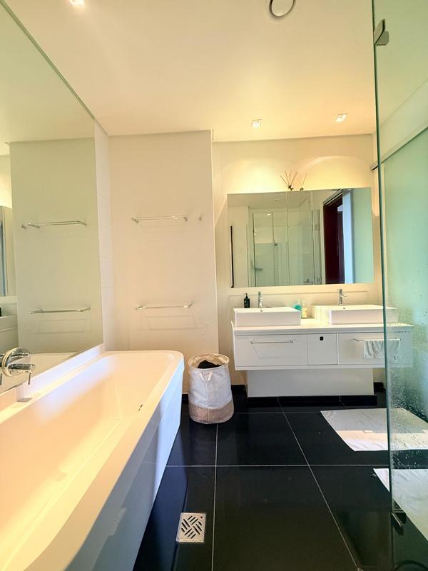 1 Bedroom Property for Sale in Sandton Central Gauteng