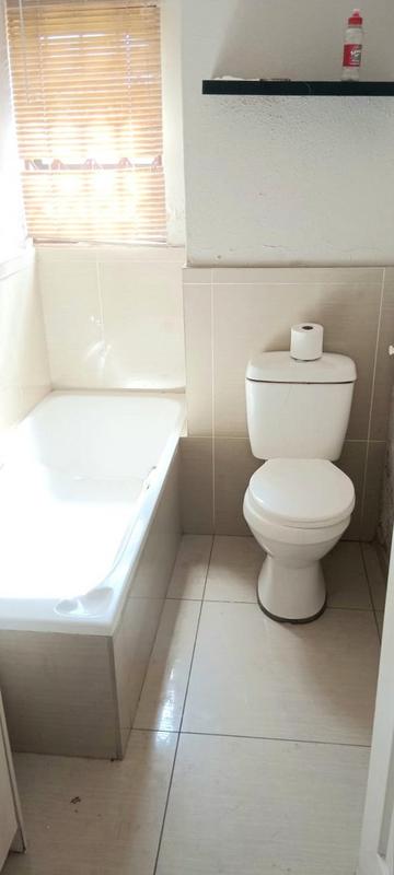 3 Bedroom Property for Sale in Strubenvale Gauteng