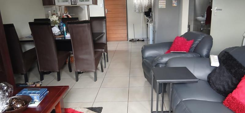 4 Bedroom Property for Sale in Albertsdal Gauteng