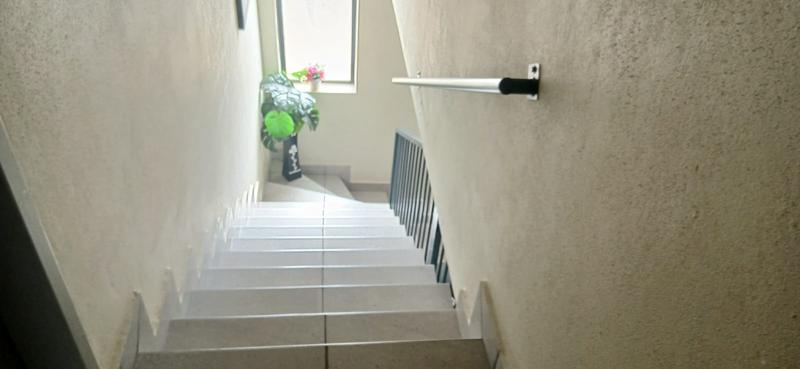 4 Bedroom Property for Sale in Albertsdal Gauteng