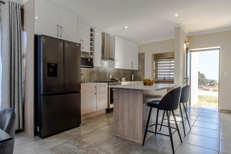 7 Bedroom Property for Sale in North Riding Gauteng