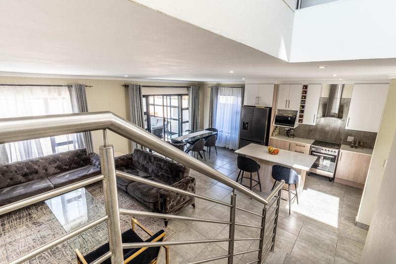 7 Bedroom Property for Sale in North Riding Gauteng