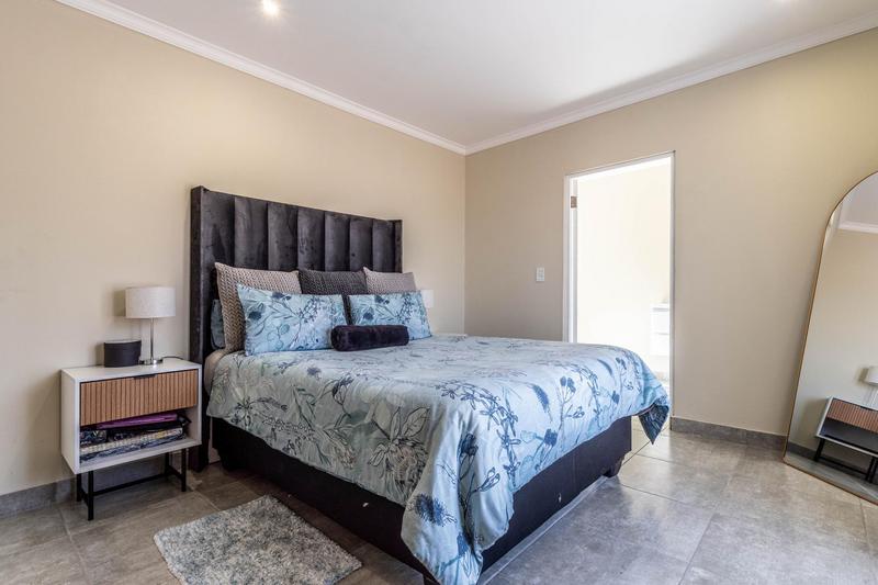 7 Bedroom Property for Sale in North Riding Gauteng