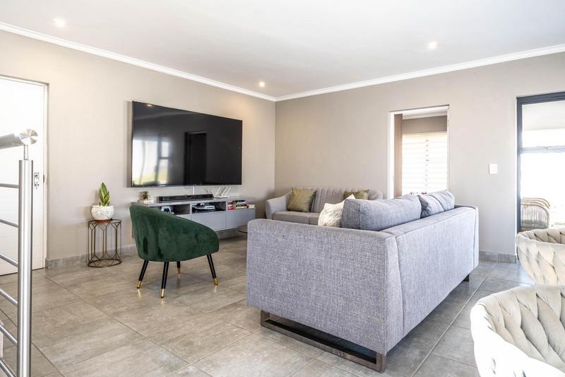 7 Bedroom Property for Sale in North Riding Gauteng
