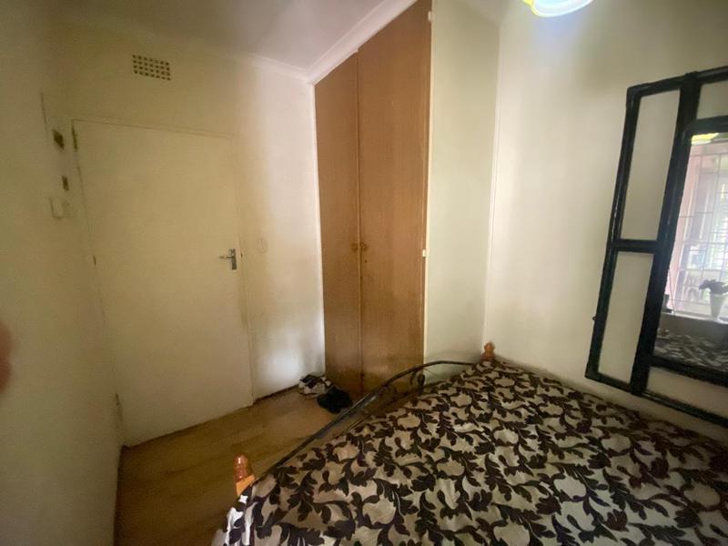 5 Bedroom Property for Sale in Crystal Park Gauteng
