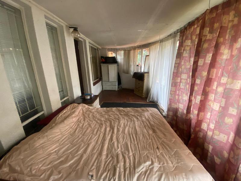 5 Bedroom Property for Sale in Crystal Park Gauteng