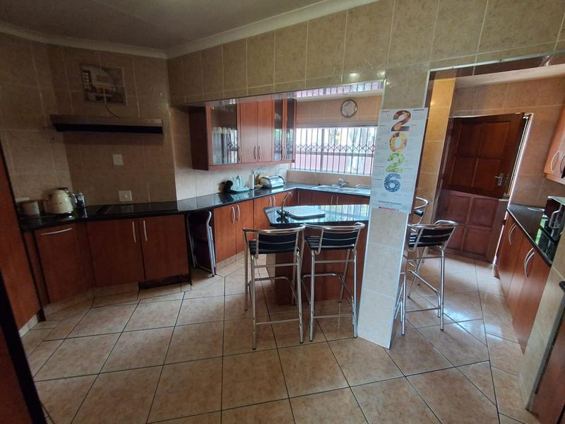 3 Bedroom Property for Sale in Glenvista Gauteng